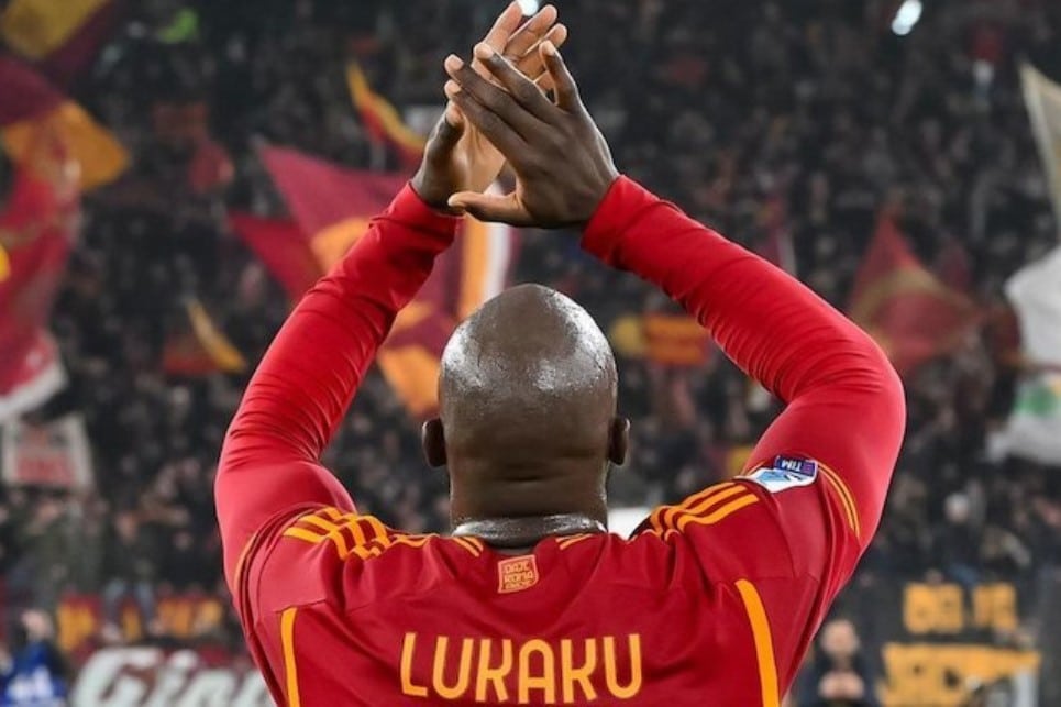 Serie A 2023/2024: Tiền đạo Romelu Lukaku của AS Roma vào cuối trận AS Roma vs Napoli tuần 17 