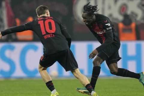 Soi kèo trân Feyenoord vs Leverkusen lúc 23h45 ngày 19-09-2024