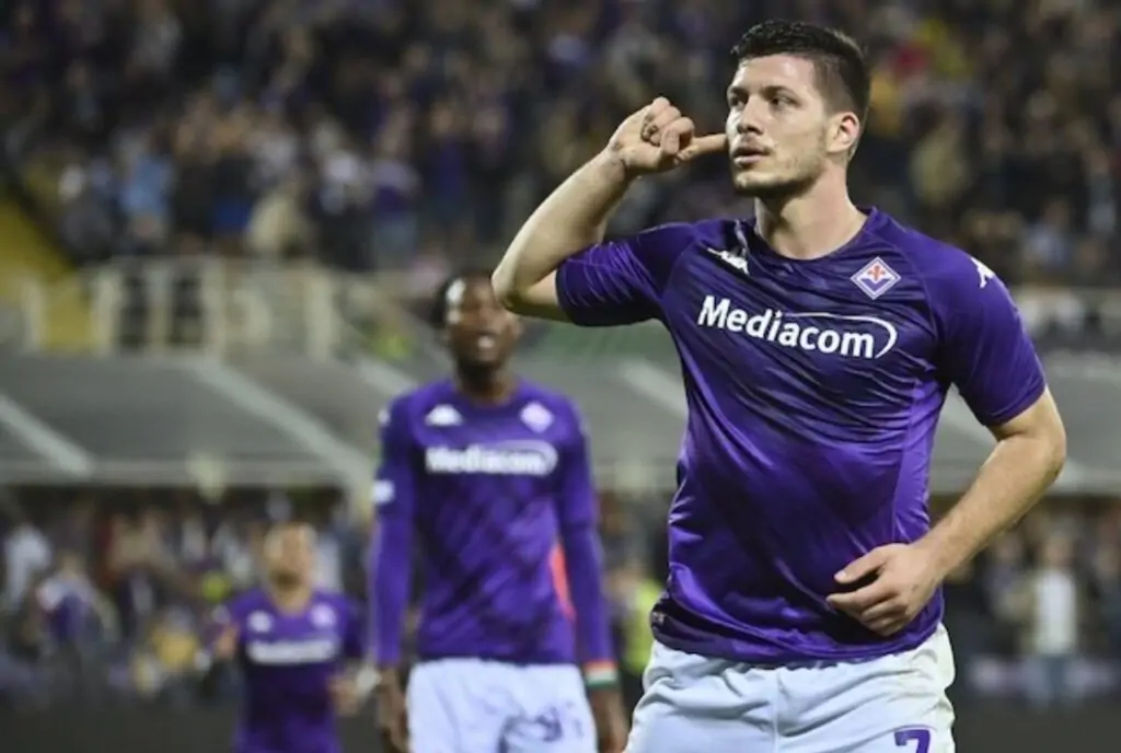 Tiền đạo Fiorentina Luka Jovic